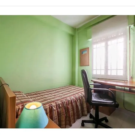 Piso Con Buena Red Wiffi Fibra Optica Alquiler De Habitaciones Sewilla Zewnętrze zdjęcie